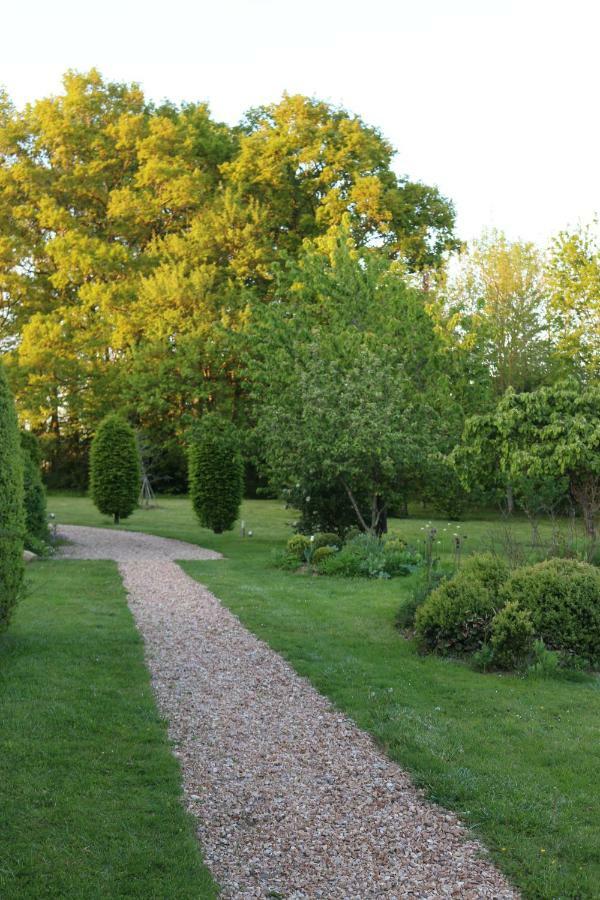 Le Bourgis Bed & Breakfast La Chapelle-Montligeon Exterior photo