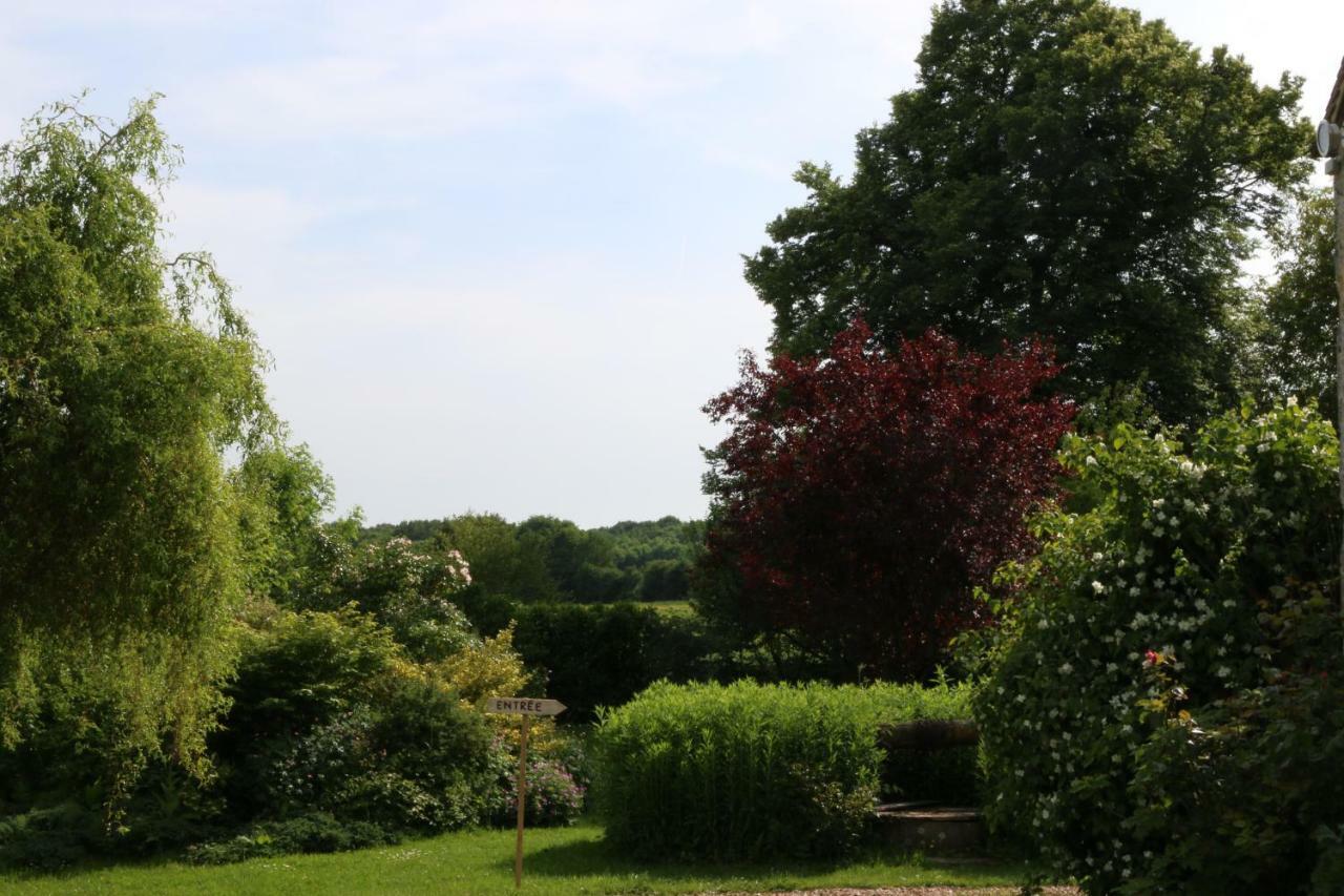 Le Bourgis Bed & Breakfast La Chapelle-Montligeon Exterior photo
