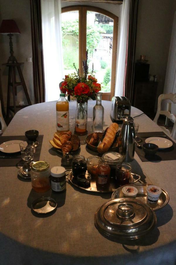 Le Bourgis Bed & Breakfast La Chapelle-Montligeon Exterior photo