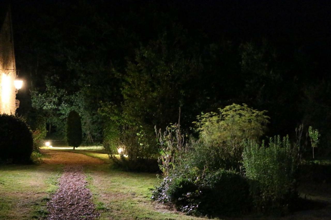 Le Bourgis Bed & Breakfast La Chapelle-Montligeon Exterior photo