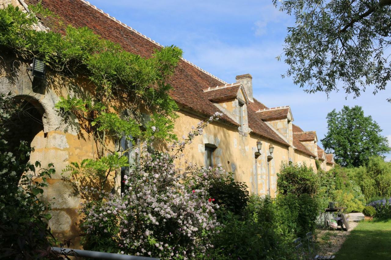 Le Bourgis Bed & Breakfast La Chapelle-Montligeon Exterior photo