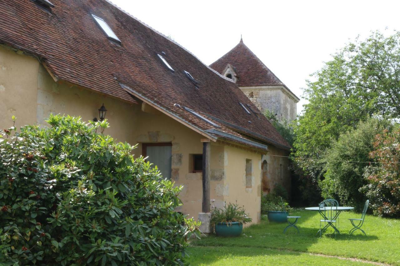 Le Bourgis Bed & Breakfast La Chapelle-Montligeon Exterior photo